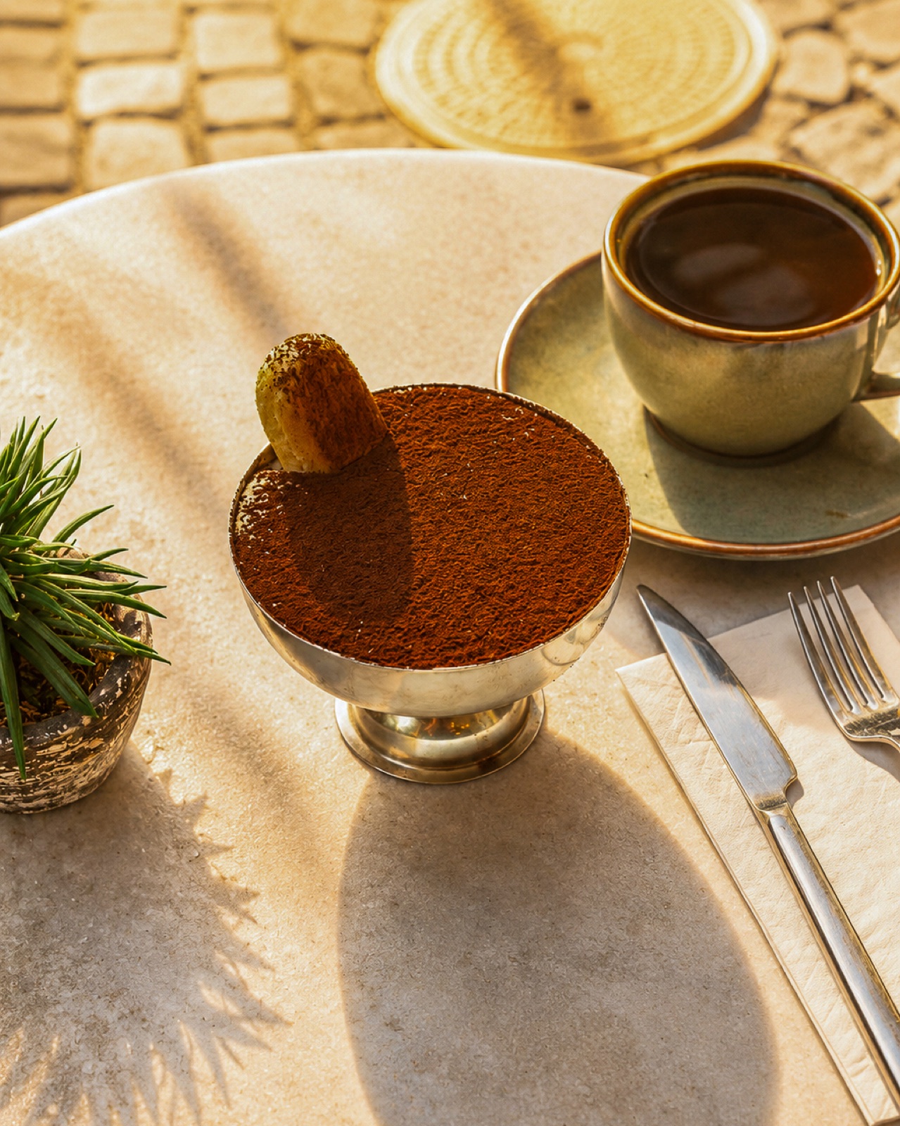 Café ve Tatlı Fotoğrafçılığı | Doğal Işıkla Ürün Çekimi — görsel 4